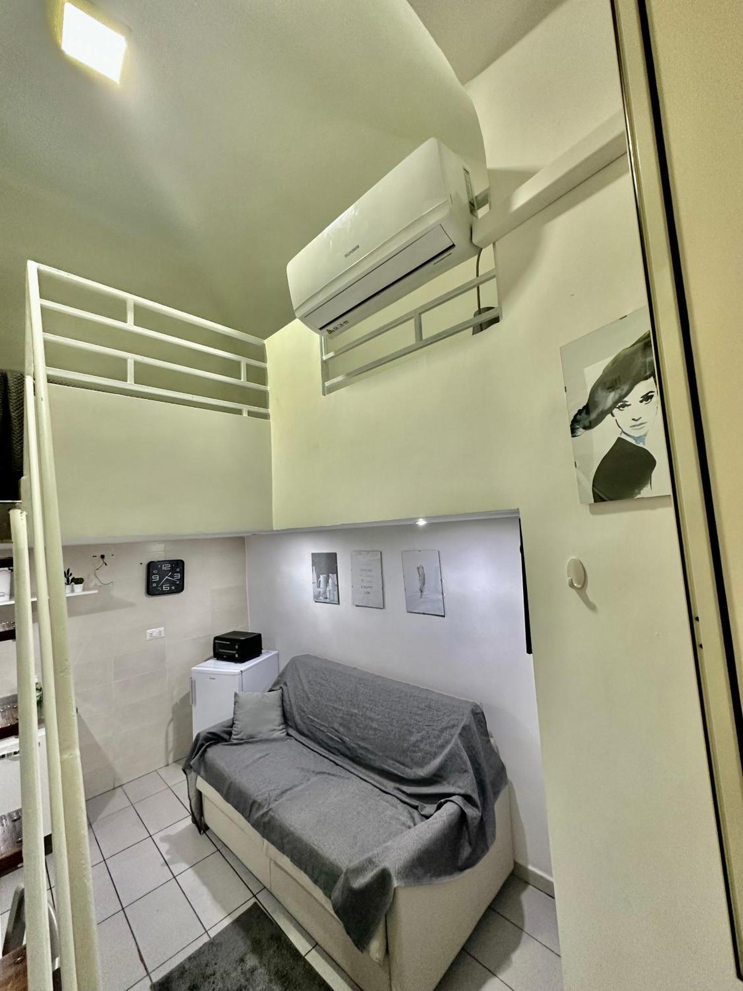 Casa Vacanza Nonna Dora Νάπολη Εξωτερικό φωτογραφία
